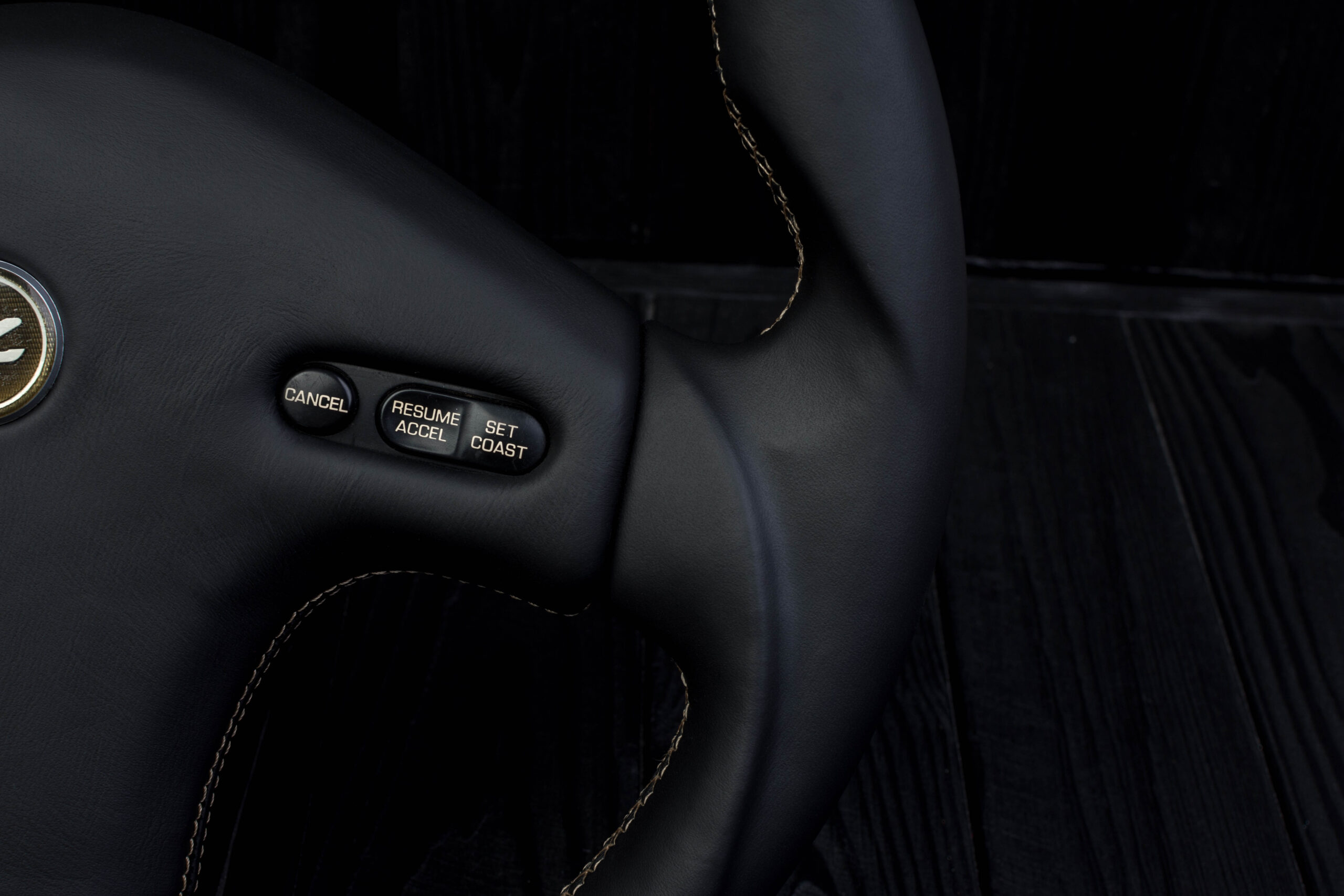 Steering wheel Nissan 300zx z32 1990-1996 Napa/Alcantara/Beige stripe (can be any color) - Image 8