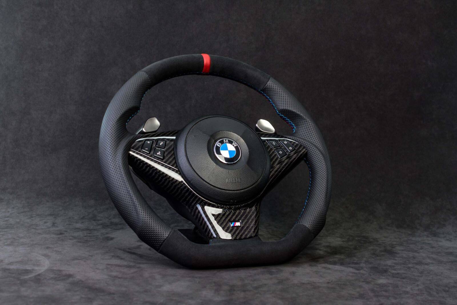 Steering wheel BMW E6X Paddle SMG Sport Carbon fiber/Alcantara/Perforated leather/Red stripe - Image 3