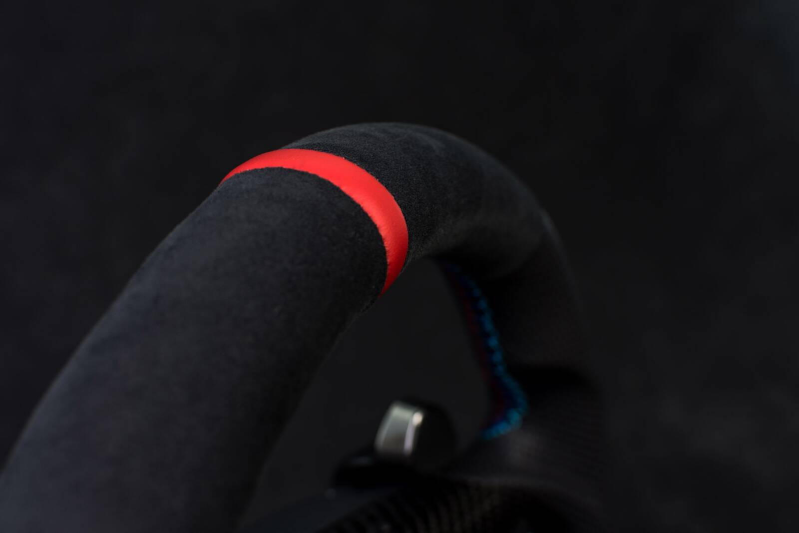 Steering wheel BMW E6X Paddle SMG Sport Carbon fiber/Alcantara/Perforated leather/Red stripe - Image 6