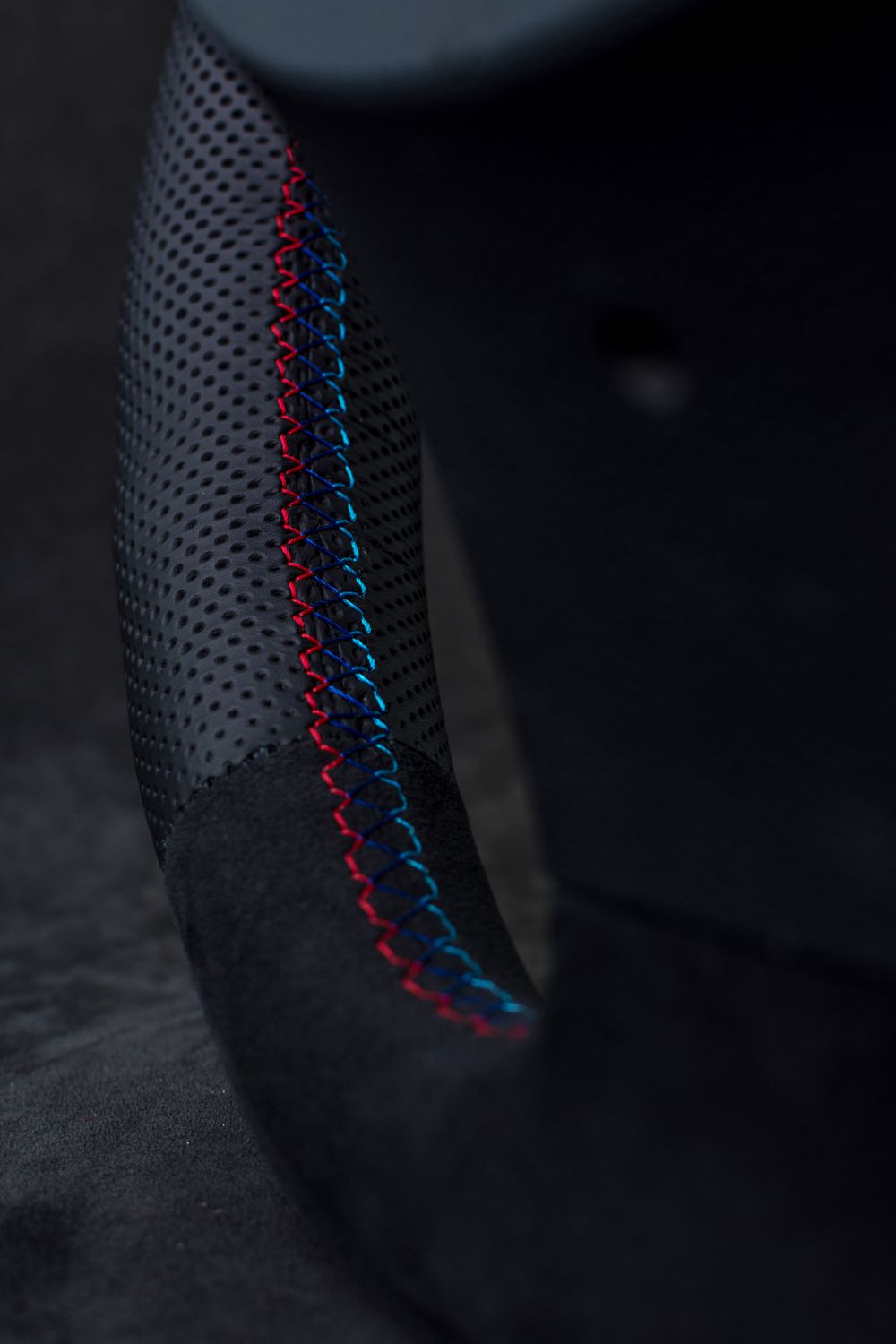Steering wheel BMW E6X Paddle SMG Sport Carbon fiber/Alcantara/Perforated leather/Red stripe - Image 5
