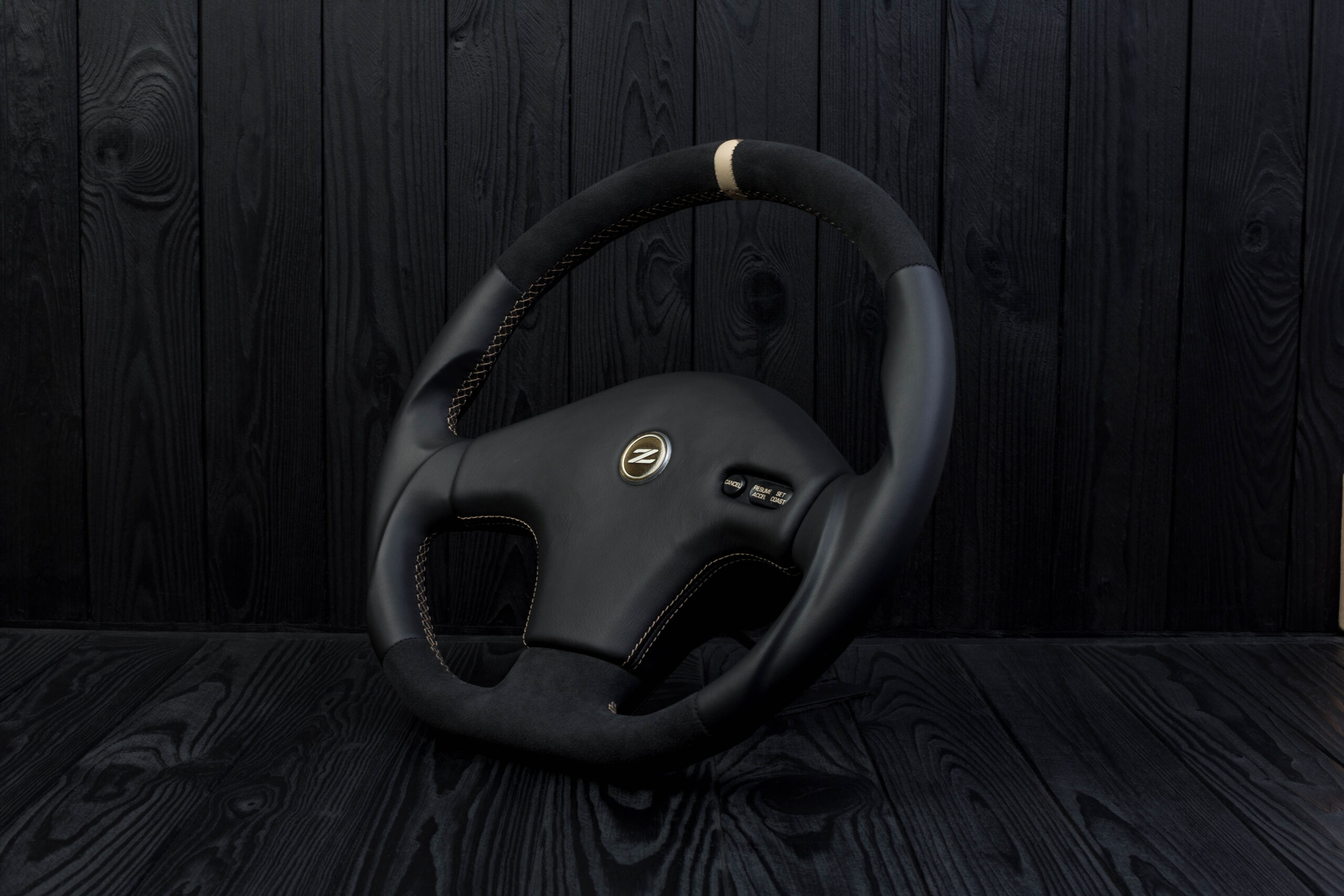 Steering wheel Nissan 300zx z32 1990-1996 Napa/Alcantara/Beige stripe (can be any color) - Image 4
