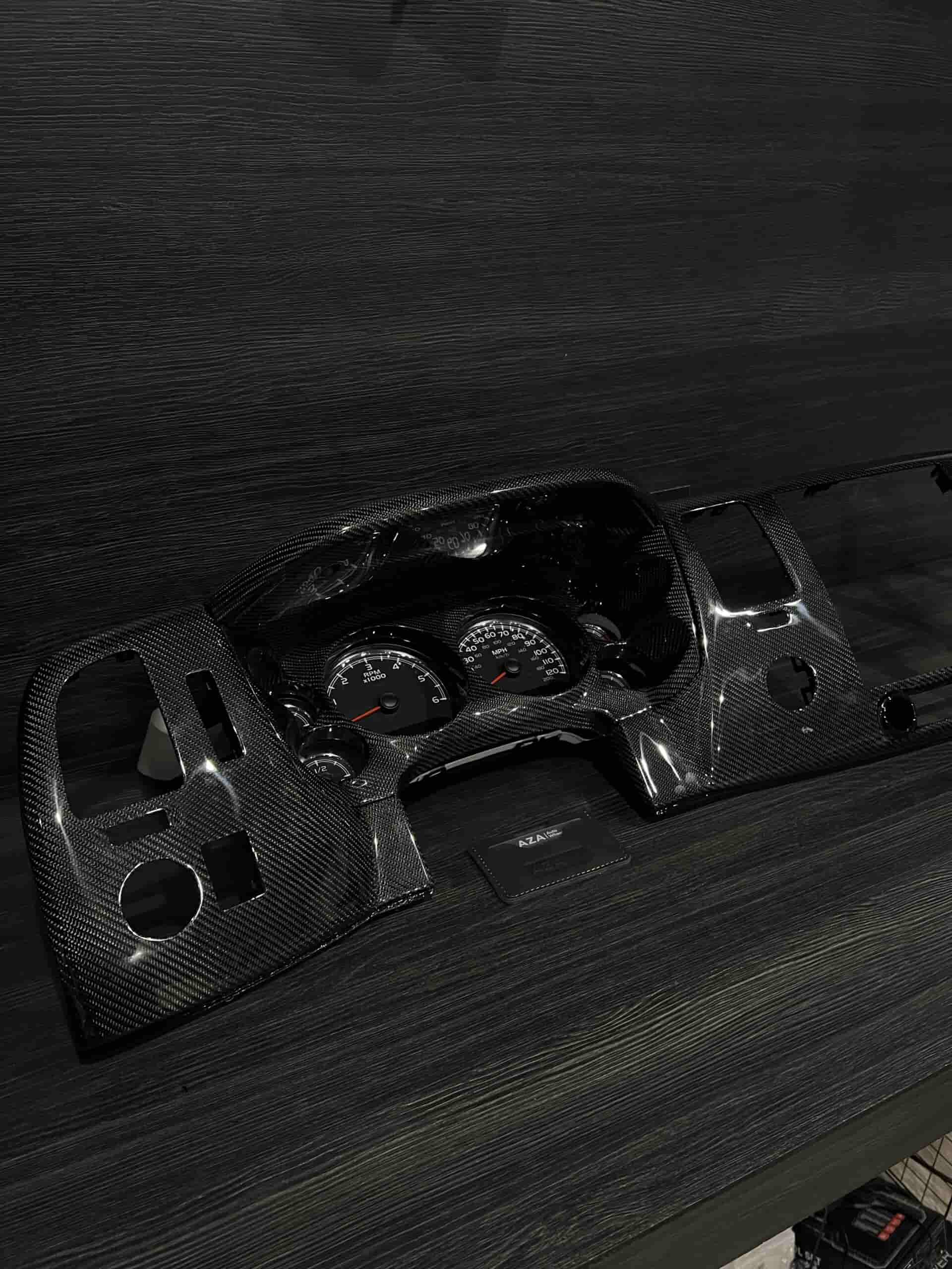 NNBS 07-13 GM Carbon dash set - Image 2