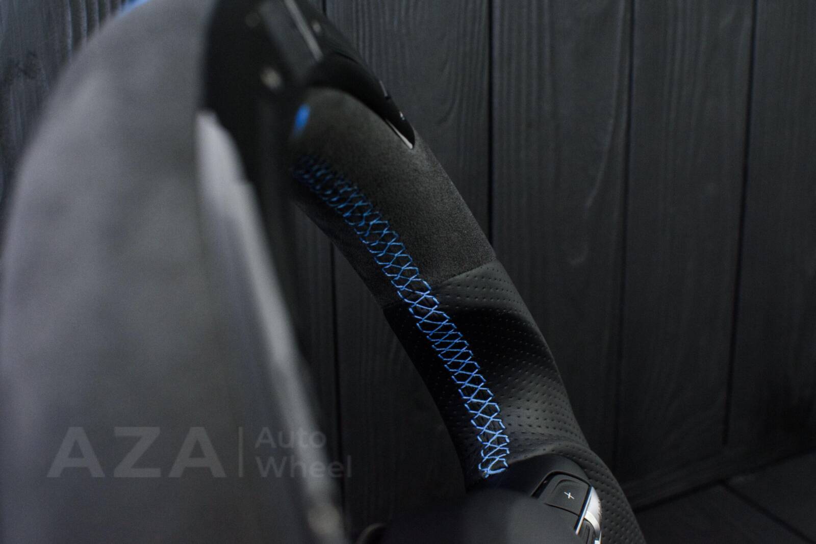Steering wheel BMW F2X/F3X/F4X Sport Carbon fiber trim/Alcantara/Napa/Led screen/Blue details (can be any color per request) - Image 9