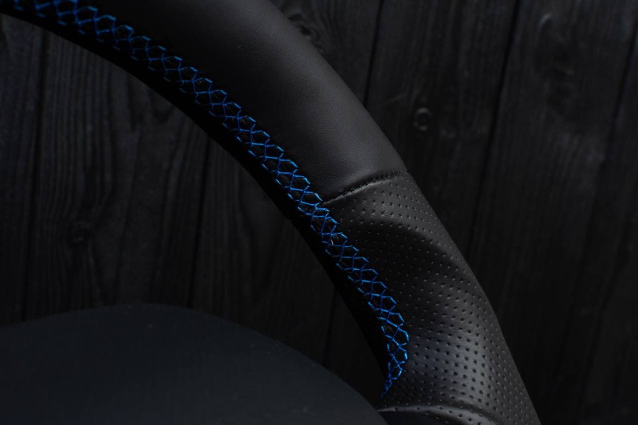 Steering wheel BMW i3 Napa/Perforated leather/Blue stripe - Image 8