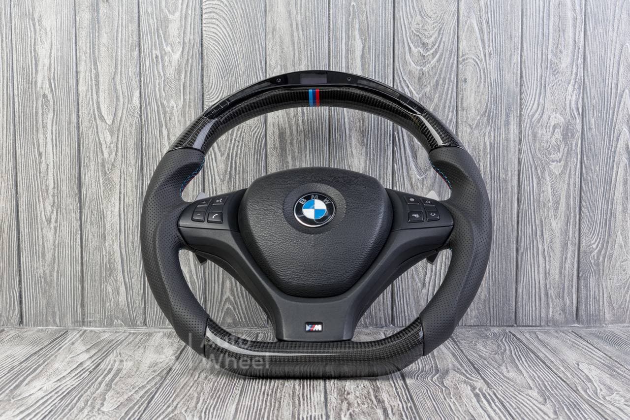 Steering wheel BMW X5M/ X6M E70/E71 Carbon fiber/Perforated leather/Led screen - Image 2