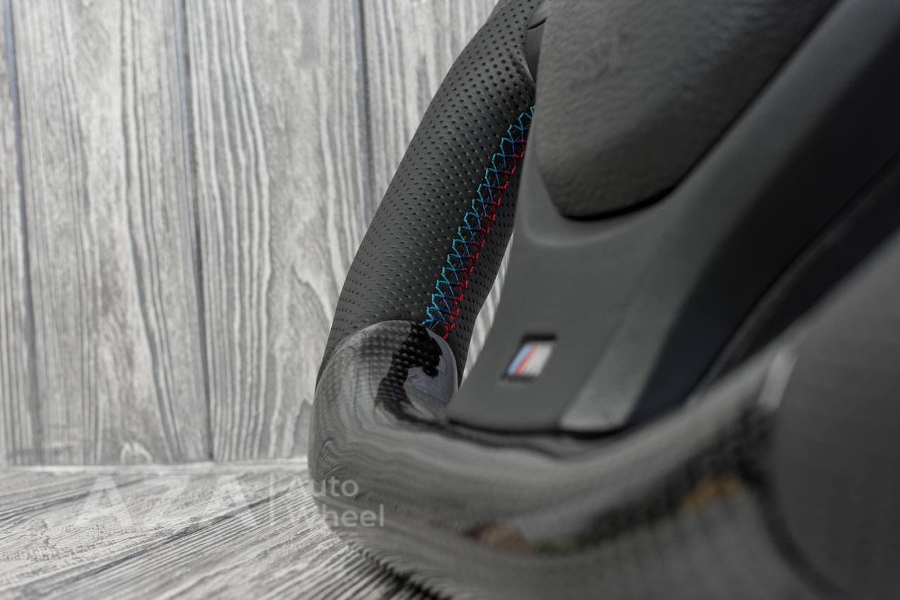 Steering wheel BMW X5M/ X6M E70/E71 Carbon fiber/Perforated leather/Led screen - Image 13