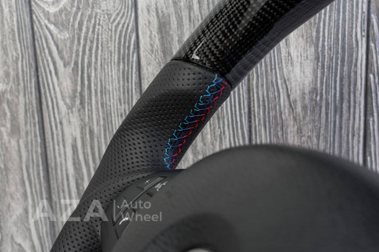 Steering wheel BMW X5M/ X6M E70/E71 Carbon fiber/Perforated leather/Led screen - Image 12