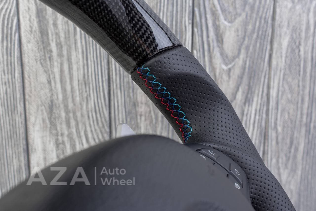 Steering wheel BMW X5M/ X6M E70/E71 Carbon fiber/Perforated leather/Led screen - Image 11