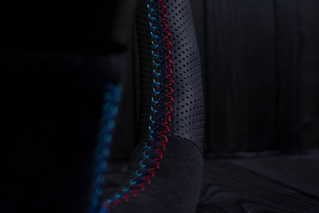 Steering wheel BMW E36 3 series 1995+ M-tech 2 flat bottom Alcantara/Perforated leather - Image 6