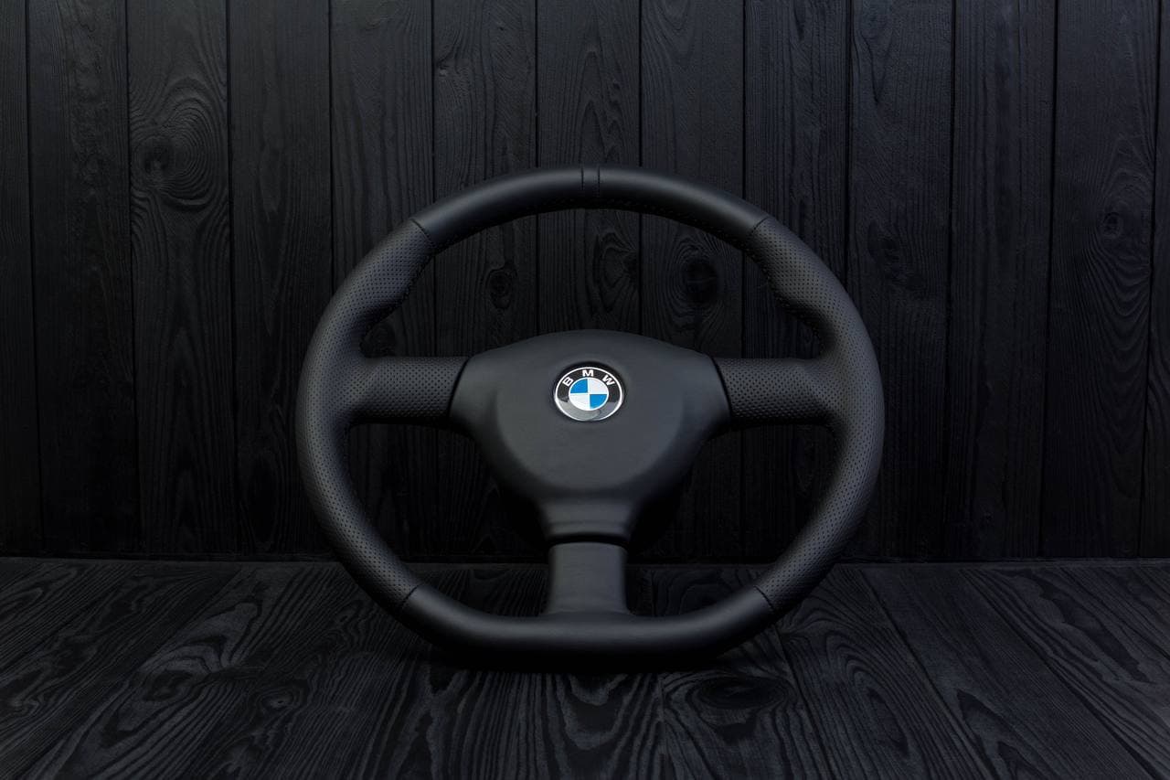 Steering wheel BMW E36 3 series 1995+ M-tech 2 flat bottom Napa/Perforated leather/Black stripe - Image 2