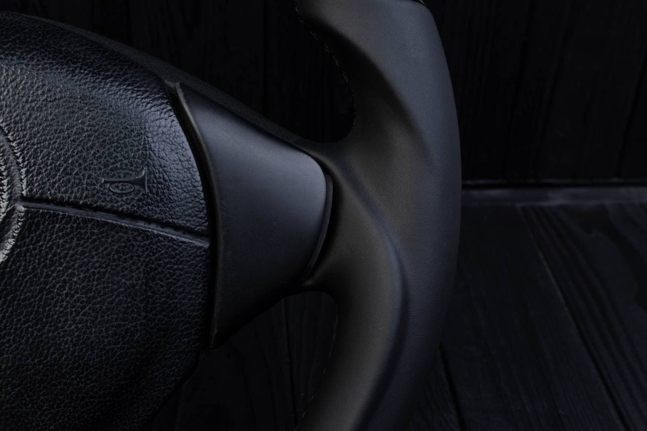 Steering wheel BMW e36 Z3 M roadster Carbon fiber/Napa - Image 9