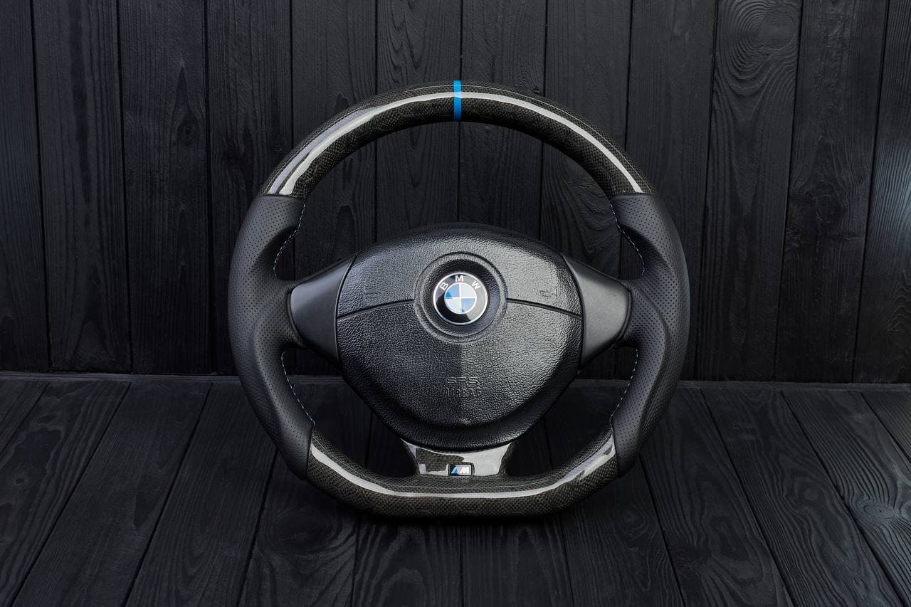 Steering wheel BMW e36 Z3 M roadster Carbon honeycomb/Perforated leather/Blue stripe