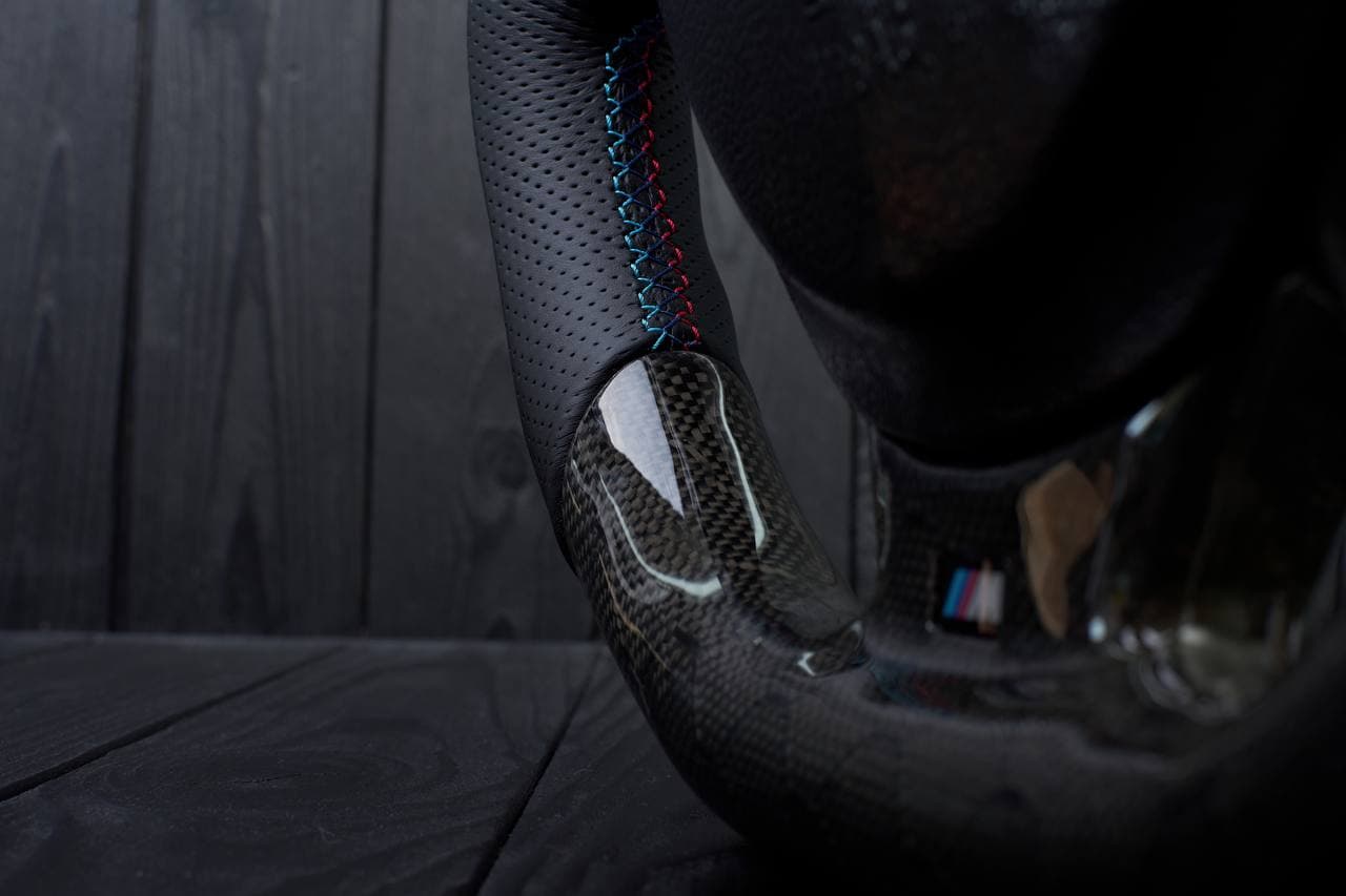 Steering wheel BMW e36 Z3 M roadster Carbon honeycomb/Perforated leather/Blue stripe - Image 8