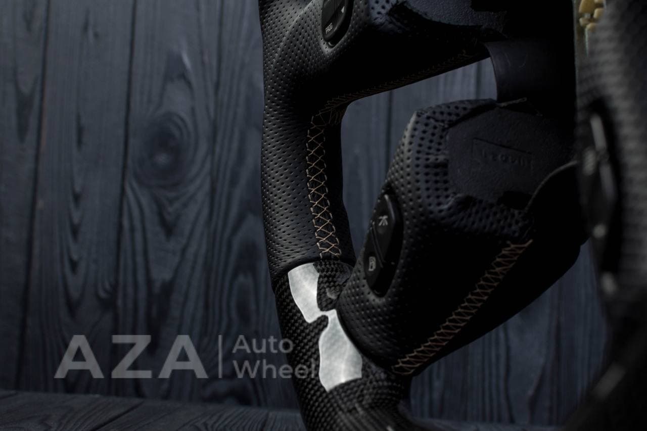 Steering wheel GM, Silverado, Sierra, Yukon, H2, Trailblazer (2003+) Carbon fiber/Perforated leather - Image 12