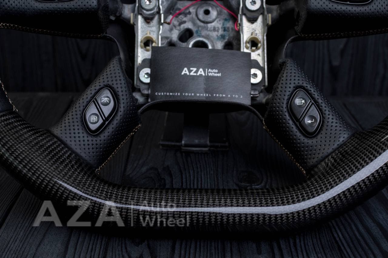 Steering wheel GM, Silverado, Sierra, Yukon, H2, Trailblazer (2003+) Carbon fiber/Perforated leather - Image 9