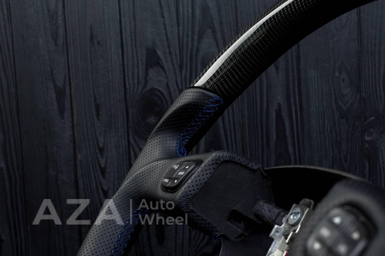Steering wheel GM, Silverado, Sierra, Yukon, H2, Trailblazer (2003+) Carbon fiber/Perforated leather/Blue stripe - Image 17