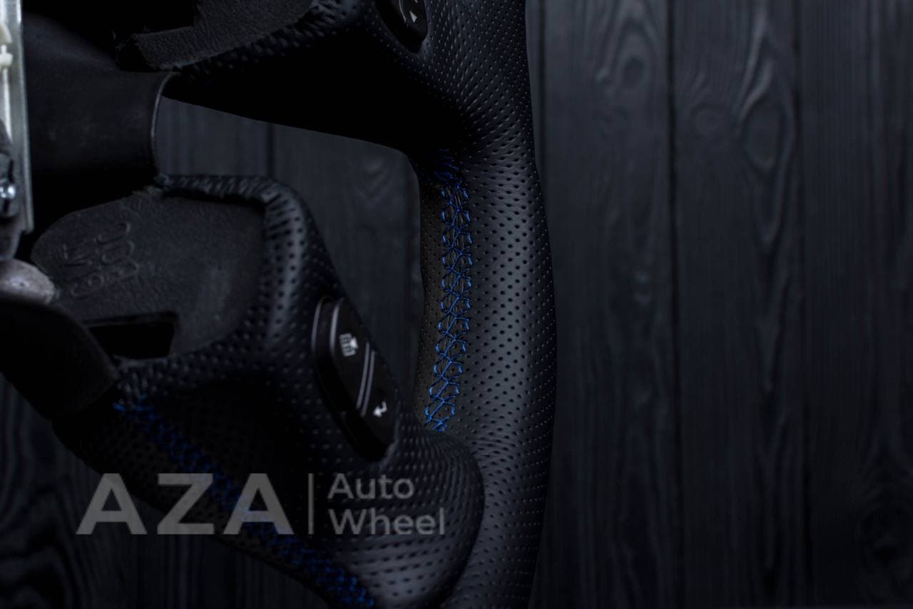 Steering wheel GM, Silverado, Sierra, Yukon, H2, Trailblazer (2003+) Carbon fiber/Perforated leather/Blue stripe - Image 14