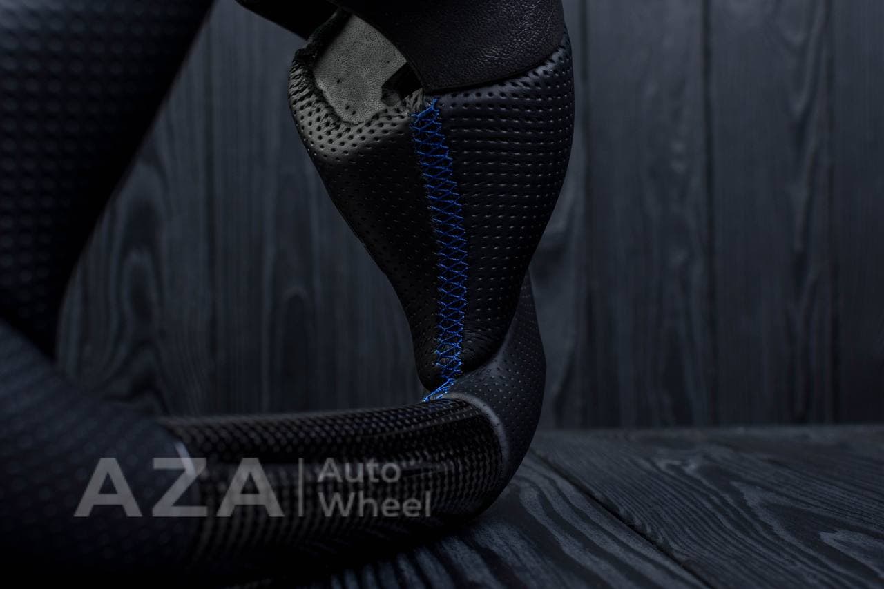 Steering wheel GM, Silverado, Sierra, Yukon, H2, Trailblazer (2003+) Carbon fiber/Perforated leather/Blue stripe - Image 12