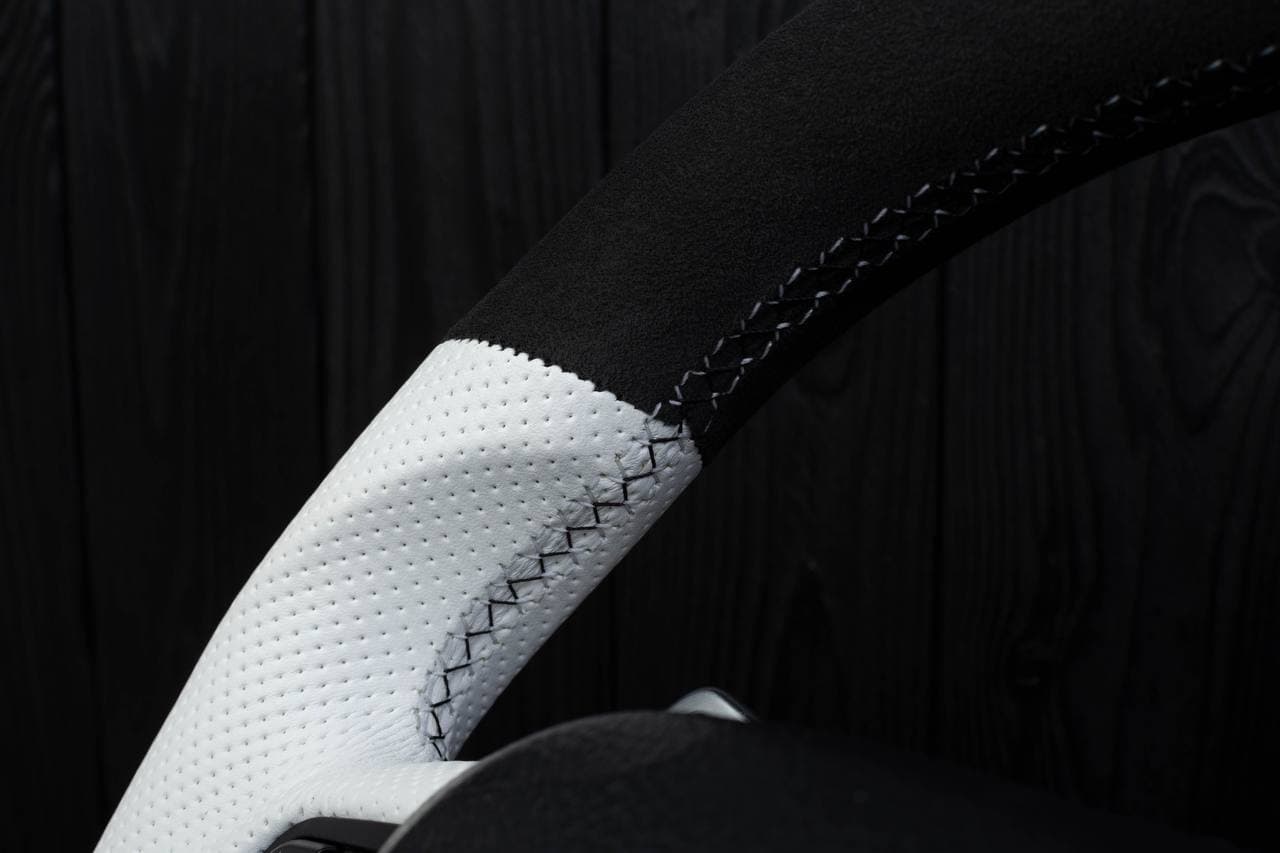 Steering wheel BMW 2011-2016 F10 5/6/7 SERIES Perforated leather/Napa/Alcantara/White stripe - Image 10