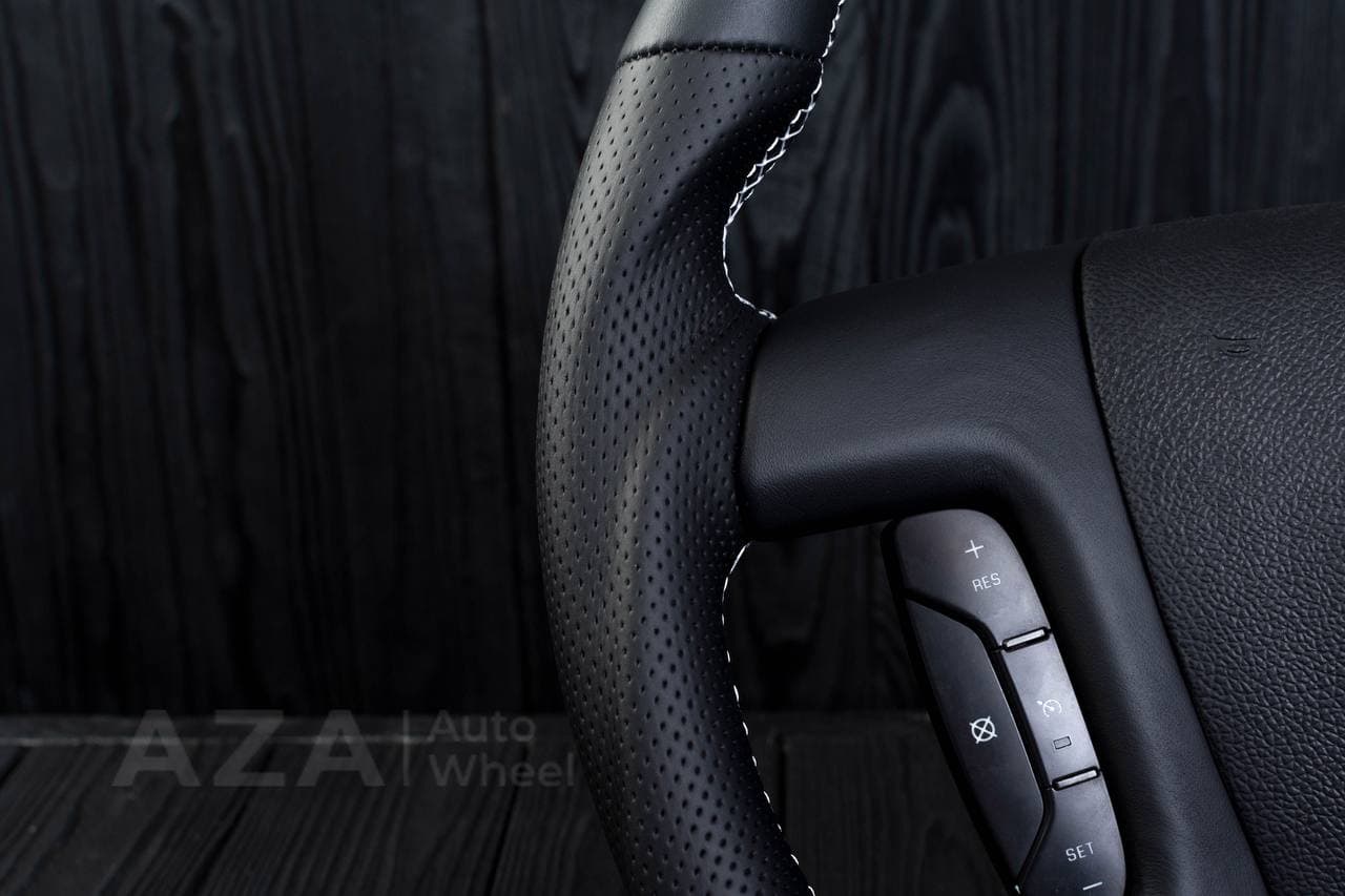 Steering wheel GM, Silverado, Sierra, Escalade (2007-2014) Napa/Perforated leather/Brown stripe - Image 10