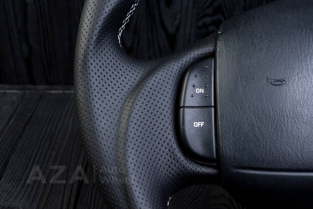 Steering wheel Ford F150/F250/F350 97-2007 Napa/Perforated leather/White stripe - Image 8