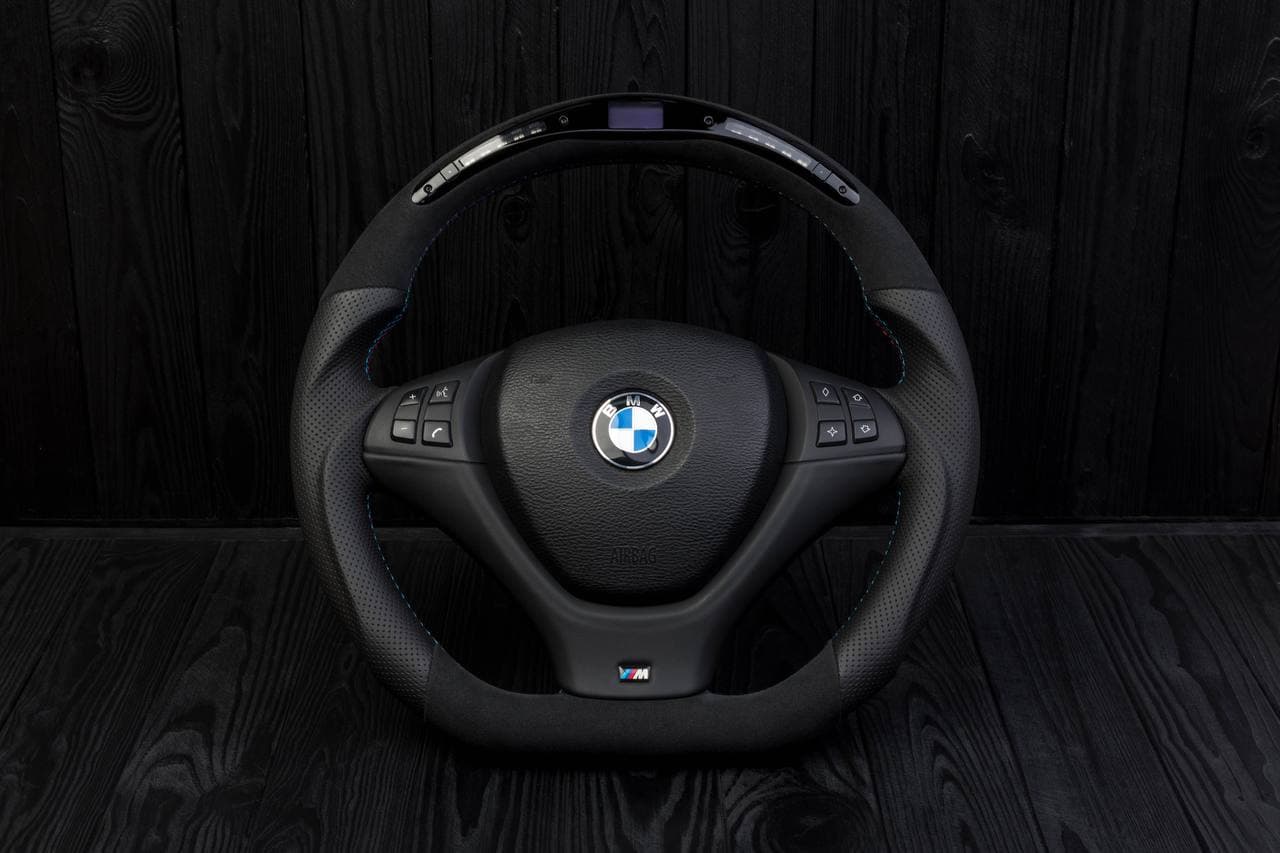 Steering wheel BMW X5/X6 Alcantara/Perforated leather/Led screen