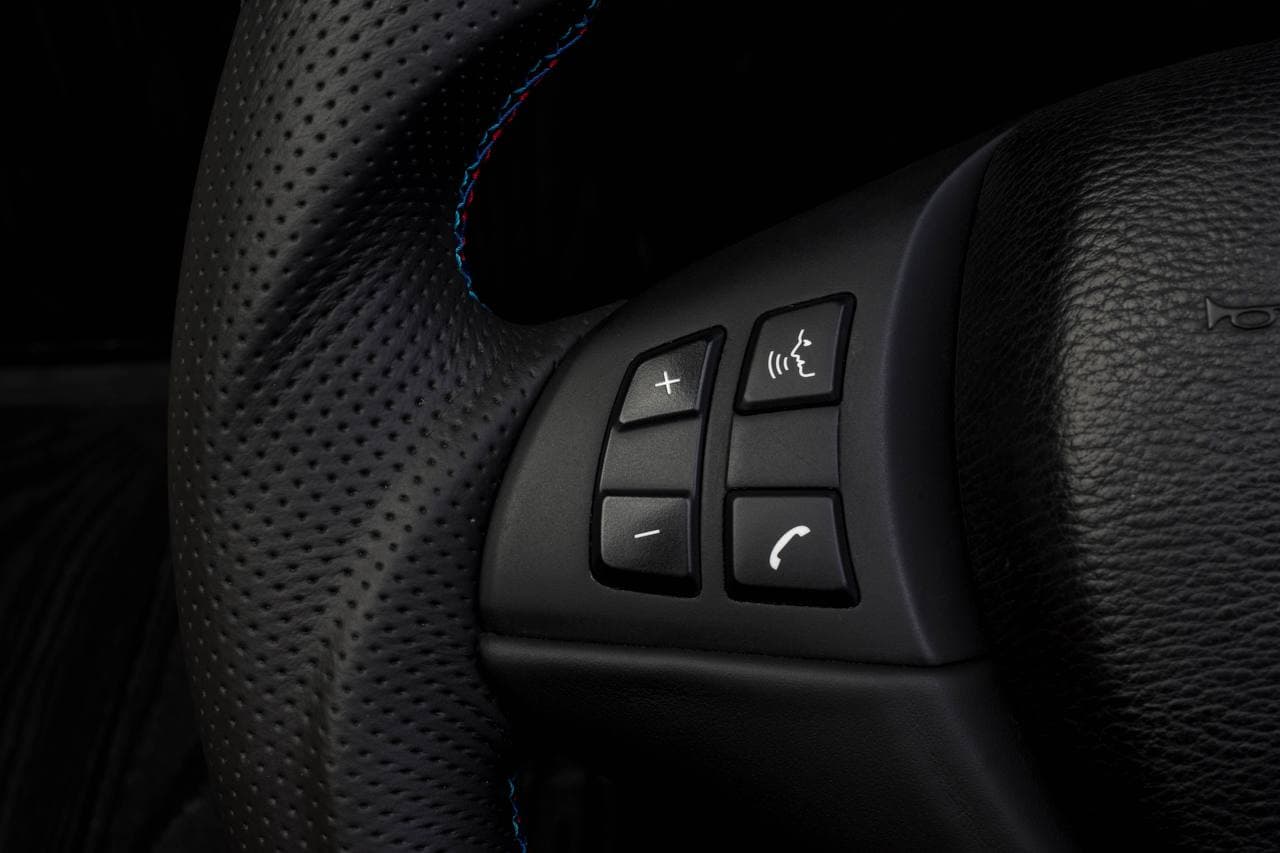 Steering wheel BMW X5/X6 Alcantara/Perforated leather/Led screen - Image 8