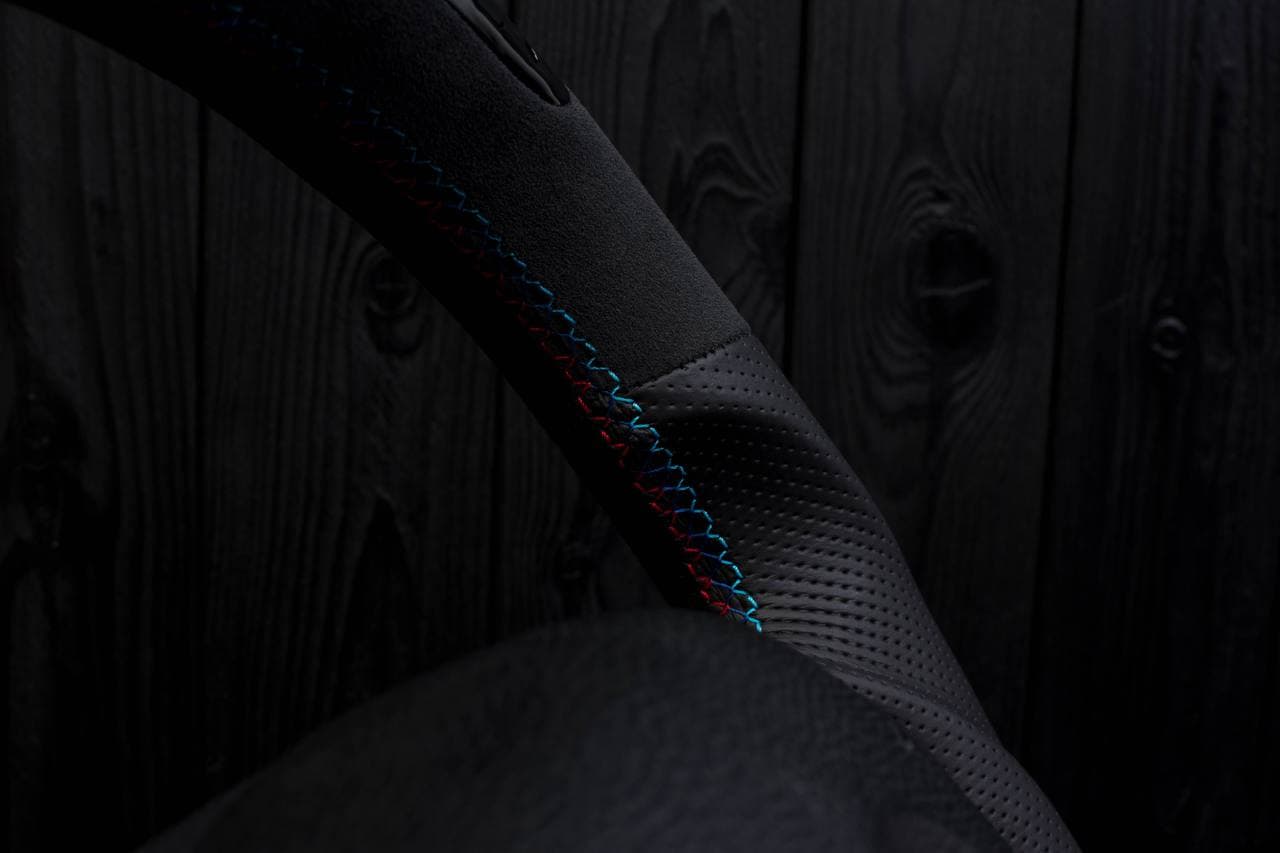 Steering wheel BMW X5/X6 Alcantara/Perforated leather/Led screen - Image 5
