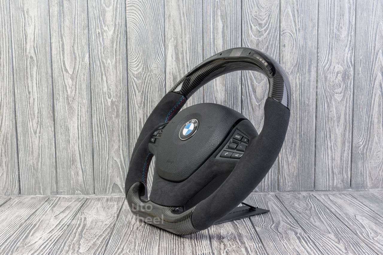 Steering wheel BMW F3X SPORTLINE Carbon fiber/Alcantara/Led screen - Image 3