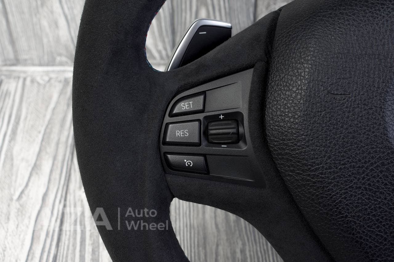 Steering wheel BMW F3X SPORTLINE Carbon fiber/Alcantara/Led screen - Image 15