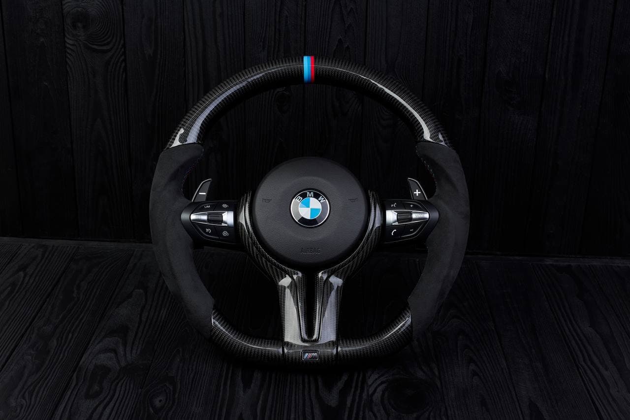 Steering wheel BMW 2011-2016 F10 5/6/7 SERIES Carbon fiber/Alcantara/M Stripe.LESS AIR BAG/paddles/buttons