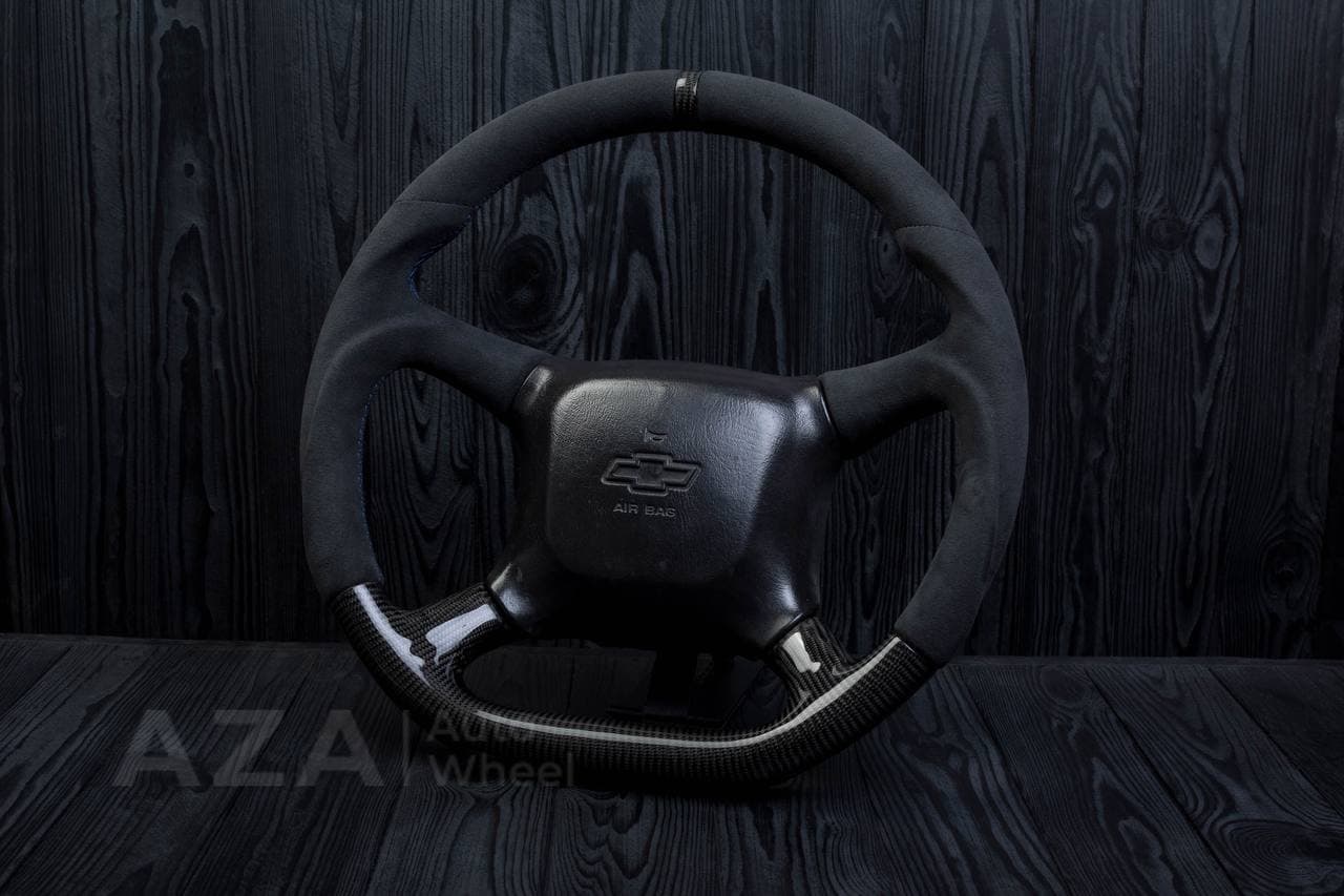 Steering wheel GM Silverado, Sierra, Escalade, Yukon, S10, Blazer, Tahoe, Suburban (1998-2002) Carbon fiber/Alcantara/Carbon ring - Image 6