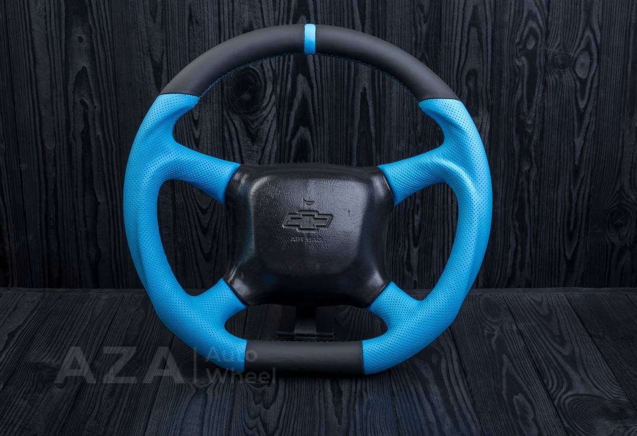 Steering wheel 98-2002 GM Silverado, Sierra, Escalade , Yukon, S10, Blazer, Tahoe, Suburban Napa/Perforated leather/Light blue