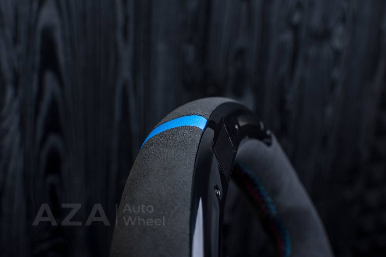 Custom Steering wheel 2017+ BMW F90 M5 G80 M3 M4 M8 X5M X6M X3M X4M Non Heated Alcantara/Forged carbon trims/Led screen - Image 14
