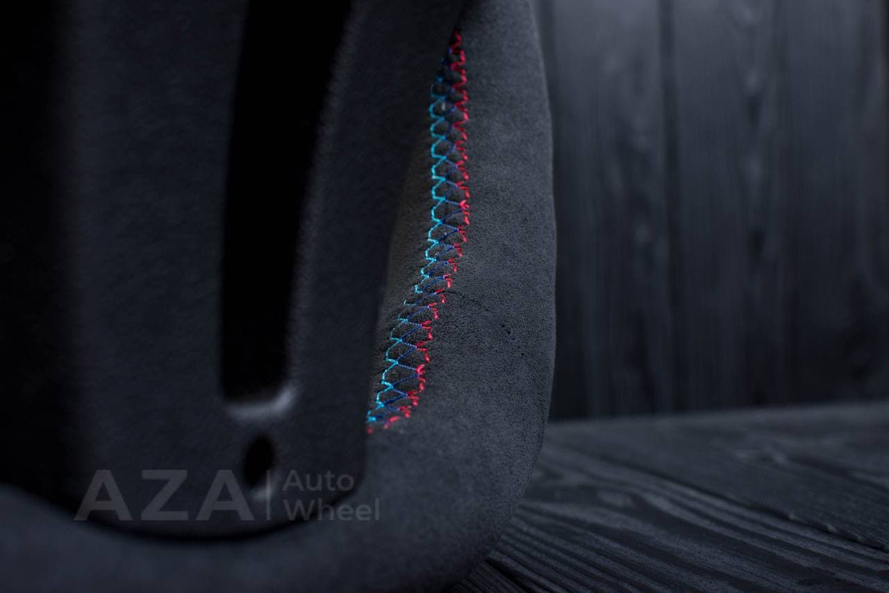 Custom Steering wheel 2017+ BMW F90 M5 G80 M3 M4 M8 X5M X6M X3M X4M Non Heated Alcantara/Forged carbon trims/Led screen - Image 7