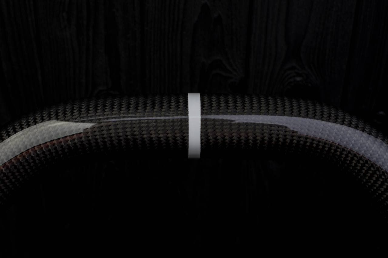 Steering wheel Tesla Model S/X Flat top Carbon fiber/Perforated leather/White stripe - Image 14
