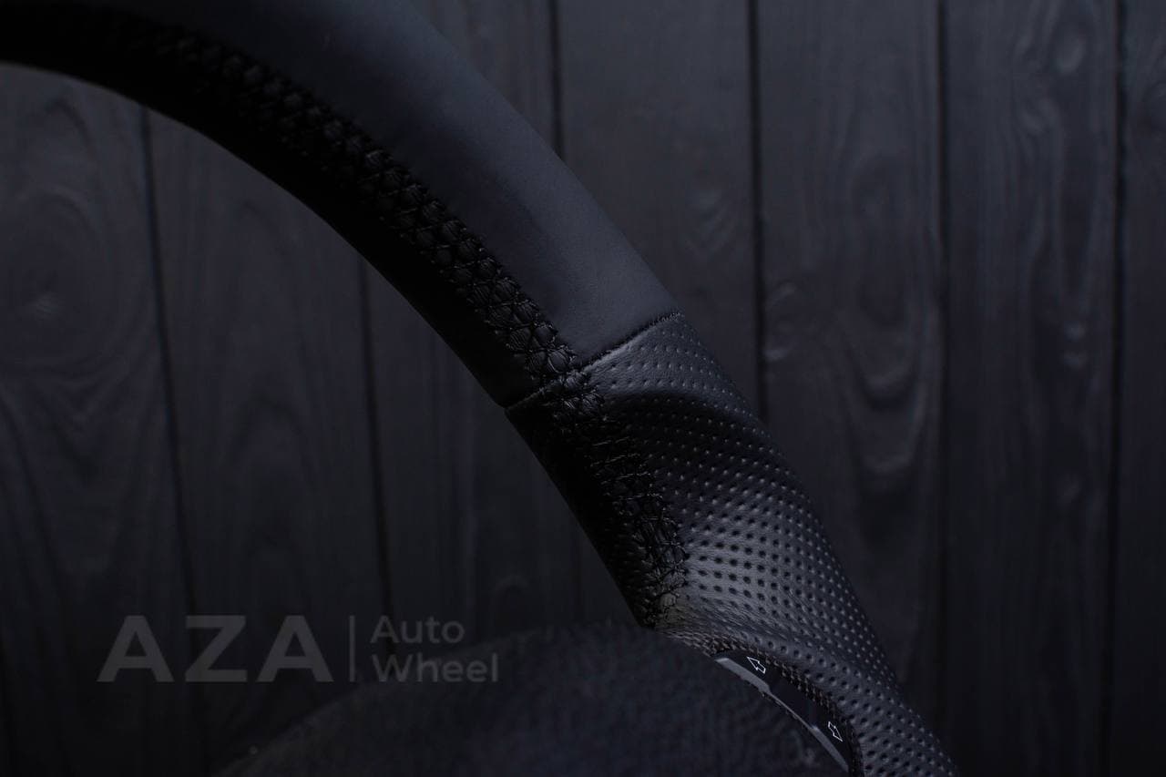 Steering wheel BMW X5/X6 Maroon carbon fiber/Napa/Perforated leather - Image 7