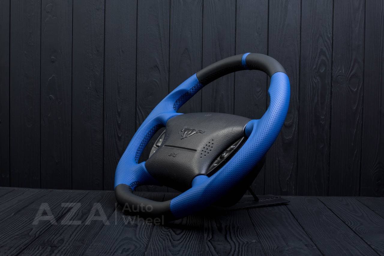Steering wheel Ford Mustang GT Perforated leather/Napa/Blue stripe - Image 3