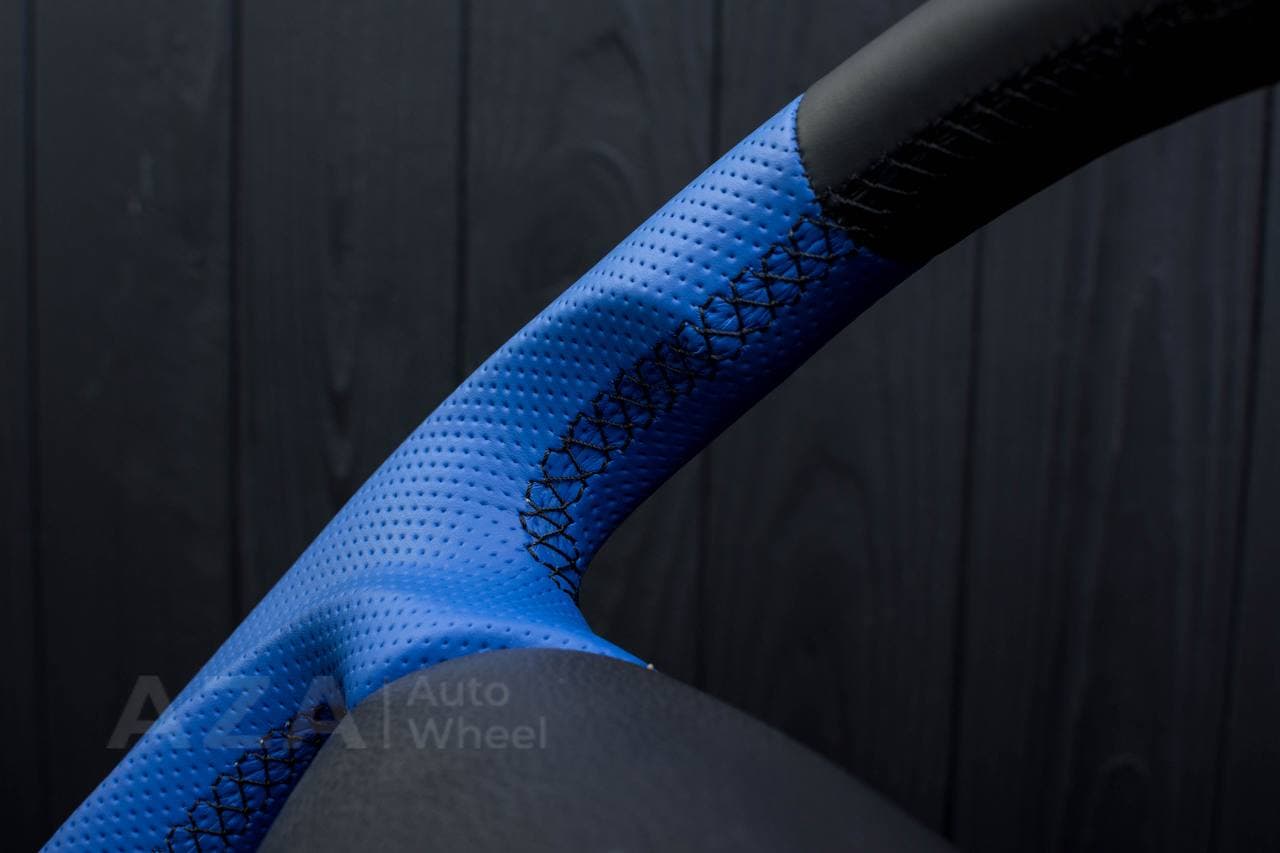 Steering wheel Ford Mustang GT Perforated leather/Napa/Blue stripe - Image 10