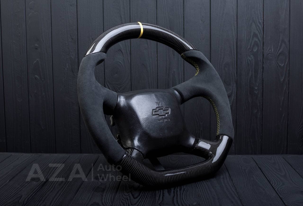 Steering wheel GM Silverado, Sierra, Escalade, Yukon, S10, Blazer, Tahoe, Suburban (1998-2002) Сarbon fiber/Alcantara/Yellow stripe - Image 4