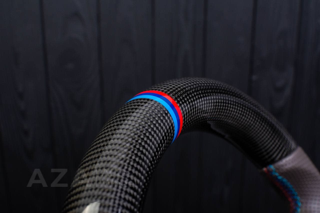 Steering wheel BMW G20 3 SERIES /G30 5 SERIES /G05 X5 / G07 X7 / G15 8 SERIES/ G11 G12 7 SERIES Heated carbon fiber/Perforated leather/M stripe - Image 9