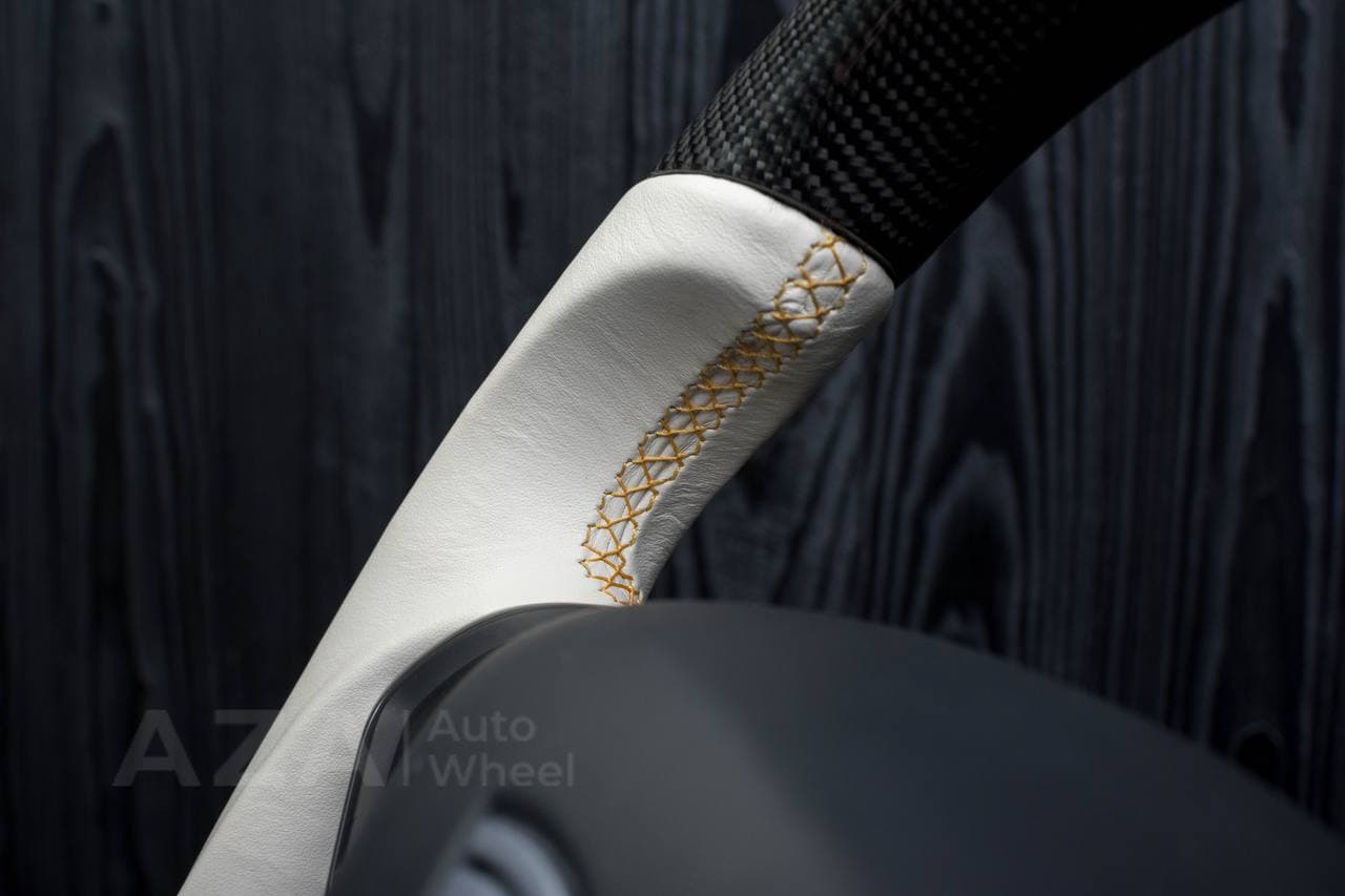 Steering wheel Tesla Model S/X Carbon fiber/Napa/Gold stripe - Image 10