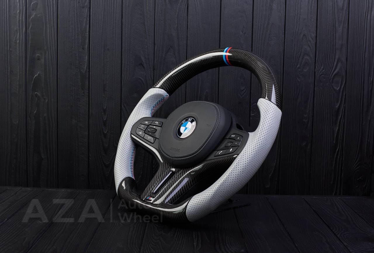 Steering wheel BMW G20 3 SERIES /G30 5 SERIES /G05 X5 / G07 X7 / G15 8 SERIES/ G11 G12 7 SERIES Carbon fiber/Perforated leather/M stripe - Image 5