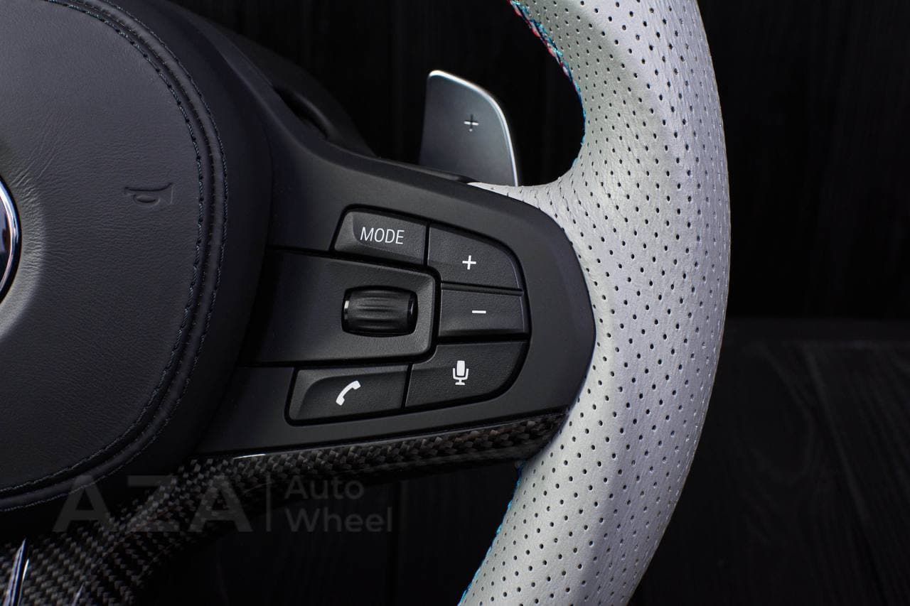 Steering wheel BMW G20 3 SERIES /G30 5 SERIES /G05 X5 / G07 X7 / G15 8 SERIES/ G11 G12 7 SERIES Carbon fiber/Perforated leather/M stripe - Image 13