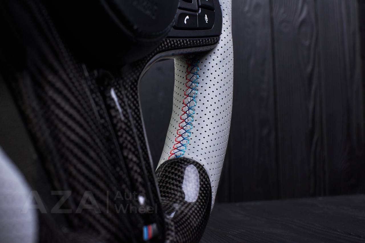 Steering wheel BMW G20 3 SERIES /G30 5 SERIES /G05 X5 / G07 X7 / G15 8 SERIES/ G11 G12 7 SERIES Carbon fiber/Perforated leather/M stripe - Image 9