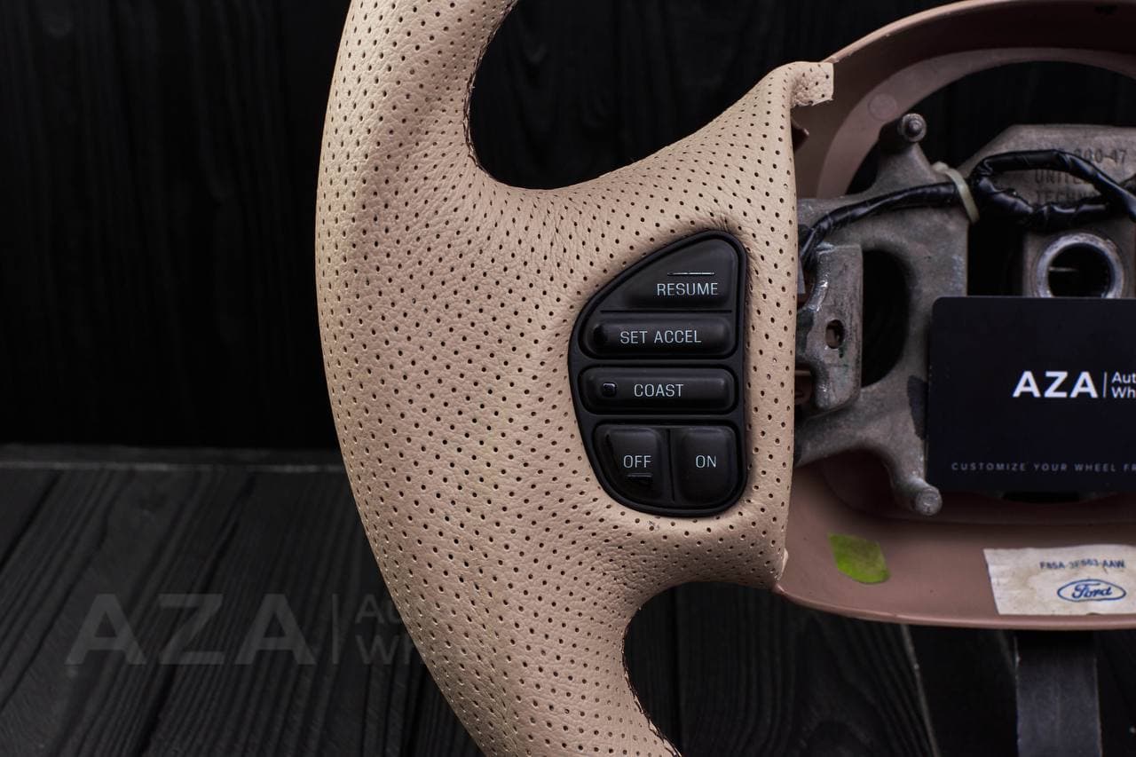 Steering wheel Ford F150/F250/F350 97-2007 Beige napa/Perforated leather - Image 9
