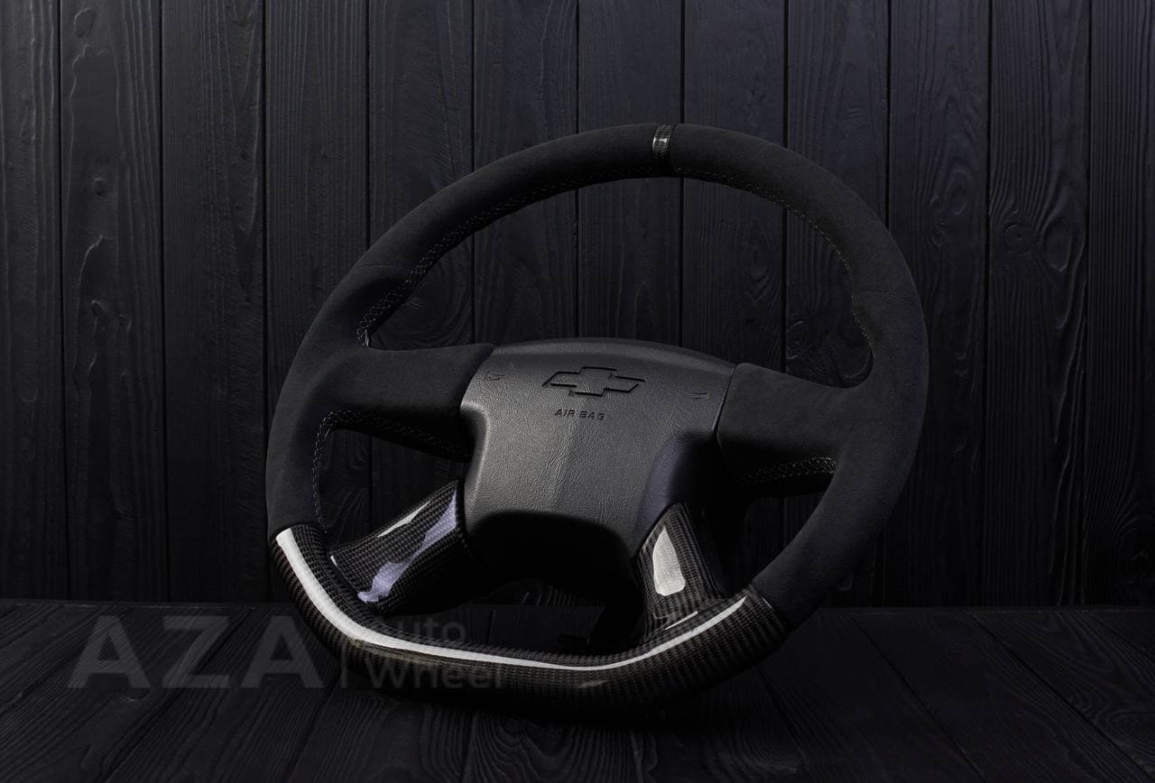 Steering wheel GM SILVERADO, YUKON, SIERRA, H2, TRAILBLAZER 2003+ Carbon fiber/Alcantara/Carbon stripe - Image 5