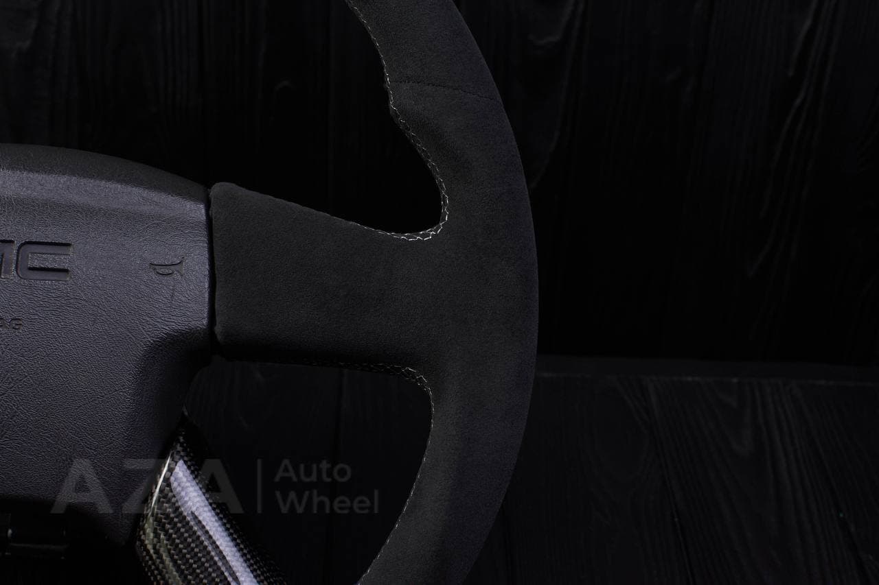 Steering wheel GM SILVERADO, YUKON, SIERRA, H2, TRAILBLAZER 2003+ Carbon fiber/Alcantara/Carbon stripe - Image 10
