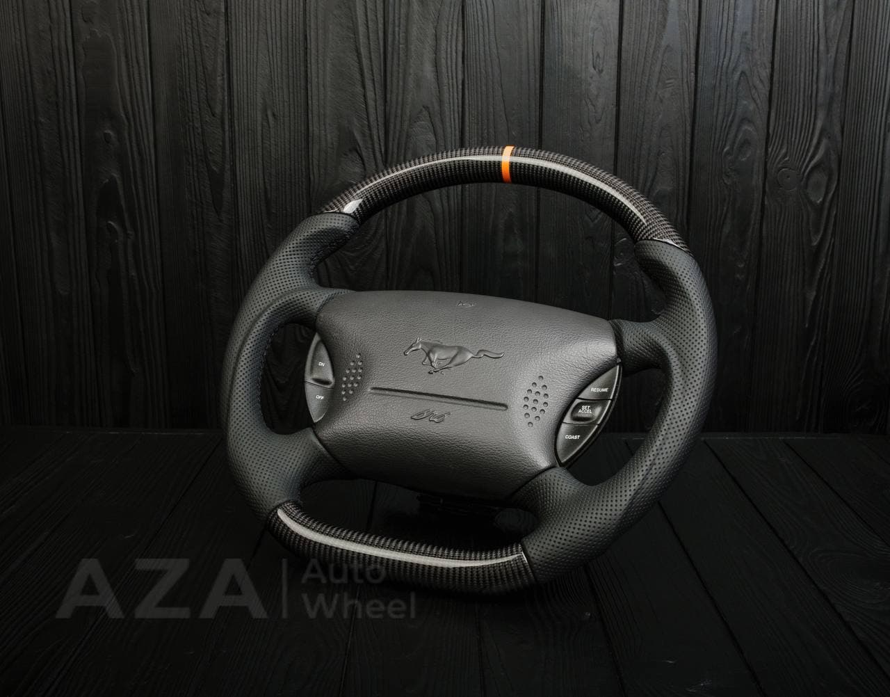 Steering wheel Ford Mustang GT Cobra Carbon fiber/Perforated leather/Orange stripe - Image 5