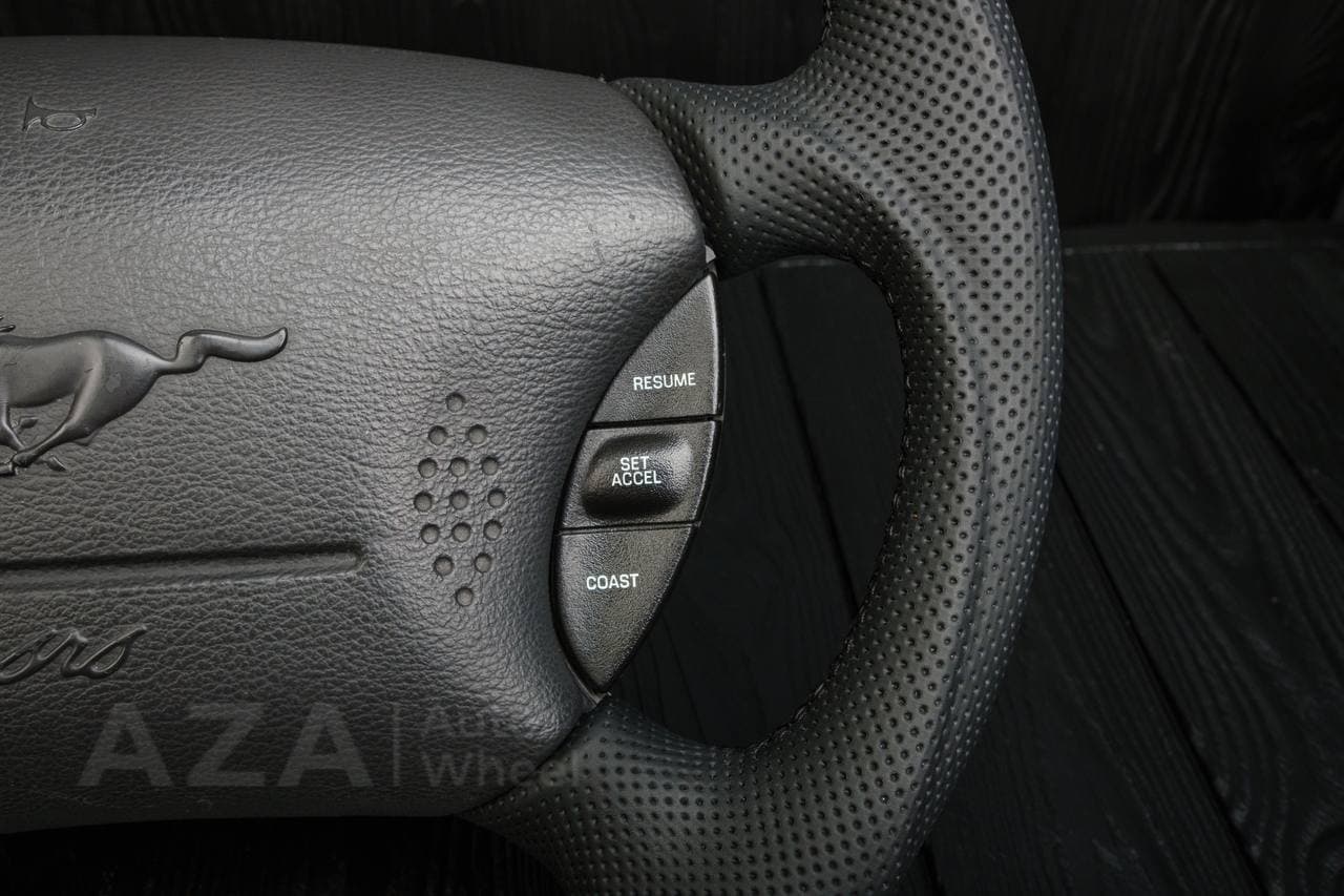 Steering wheel Ford Mustang GT Cobra Carbon fiber/Perforated leather/Orange stripe - Image 12